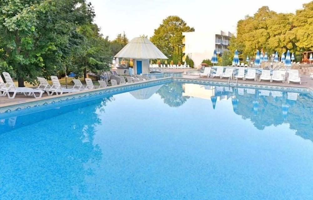 Hotel Orhidea Albena Exterior foto