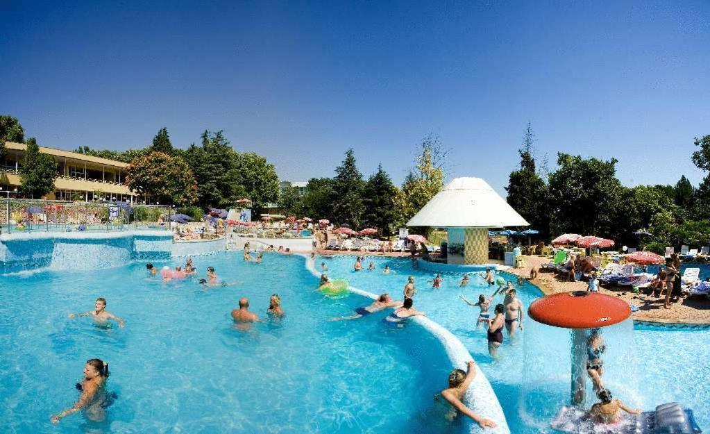 Hotel Orhidea Albena Exterior foto